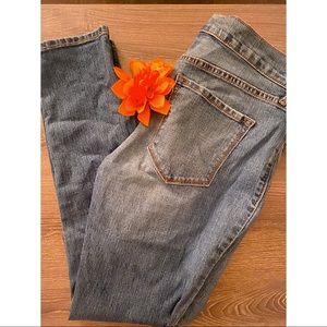 OLD NAVY LIGHT WASH SKINNY JEANS
